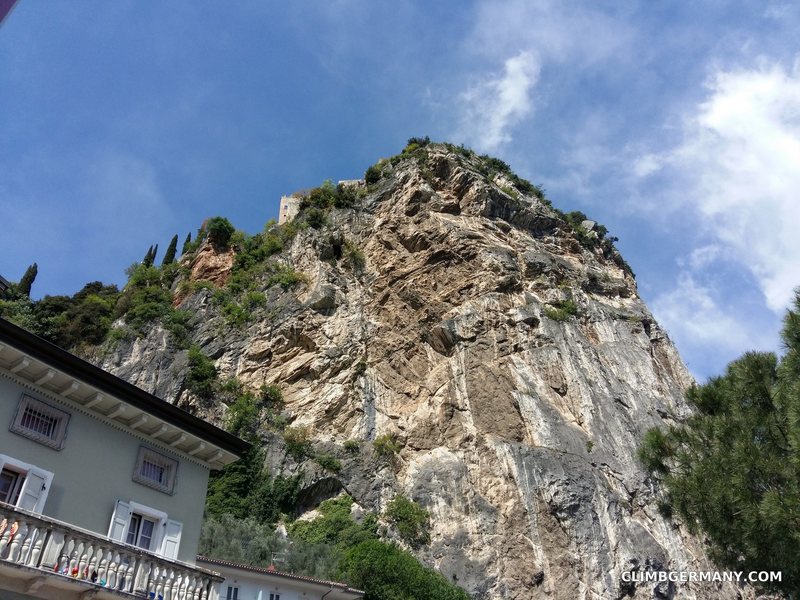 Arco's castle and a taste of the limestone walls!