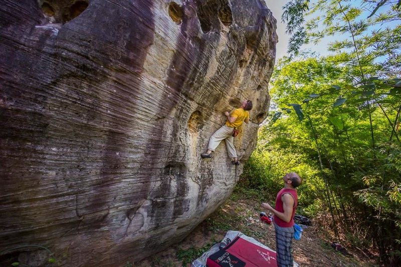 Bouldering in Khon Kaen. Great sandstone and more than 400 boulders