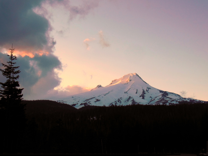 Mt Hood sunset the evening before climbing