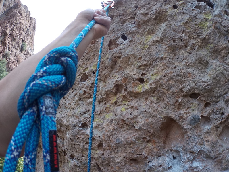 Clipping the anchors was tough. I had three fingers in the pocket in the middle for way too long, and took a nice whipper while trying to find a good stance. A better hand hold is up and to the right, just out of view (in photo and when climbing).
