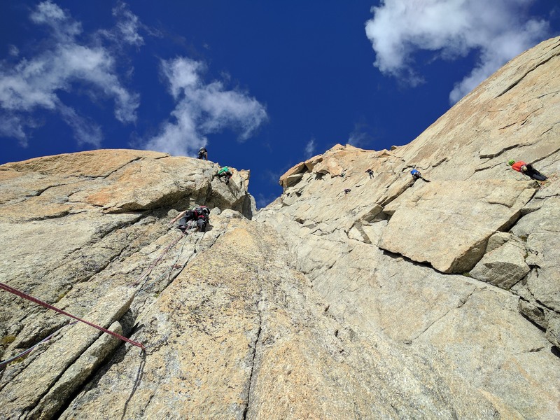 The route is on the left of the big chasm.  As you can see, it's a popular area.