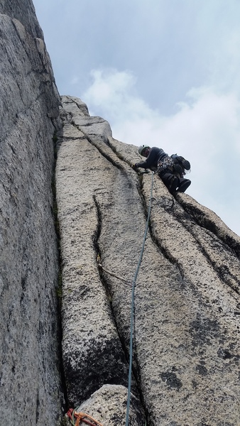 Flaring cracks on pitch 6.