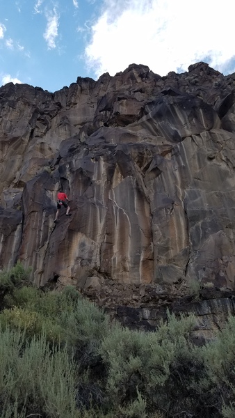 Tyler pulling the crux of Get Fatty