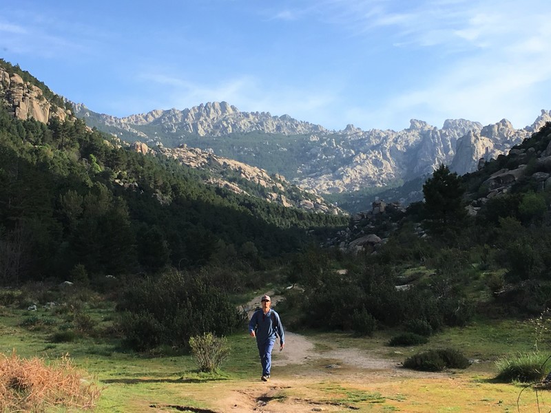 looking north towards the interior of the park on the main trail from La Escuela