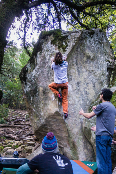 Brandon Savin on Sharma's Arete V9.
<br>

<br>
Photo by Dalton Johnson
<br>
www.daltonjohnsonmedia.com
<br>
@seek_shangri_la