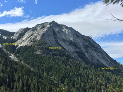 Squire creek walls in all their glory.
<br>
Waterfall Basin is left, further south and up the valley, nearer base of Three Fingers.