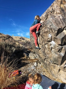 fun V3 on the Keystone boulder