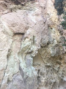 The start of Junkshow climbs the overhang.