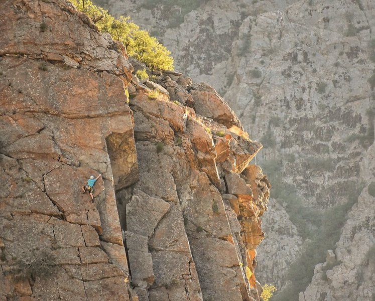 Nearing the crux. Photo by David Connell