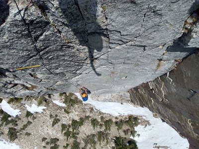 This is the seam on P2. Small gear until it wont take it, then kick out slightly left and you can get a BD1 sized cam before punching it to the anchor.