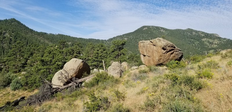 Soup Boulder on the left, Monkey Hang on the right.