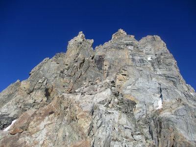 Nearing the Molar Tooth on the East Ridge. I think we were too close to the crest here. Take care on the routefinding on this section as it is difficult to match terrain to descriptions of finding The Window.