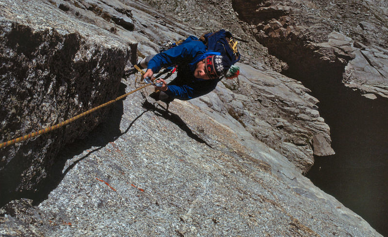 Gustavo Brillembourg jugging P6 on the FA in August 1983