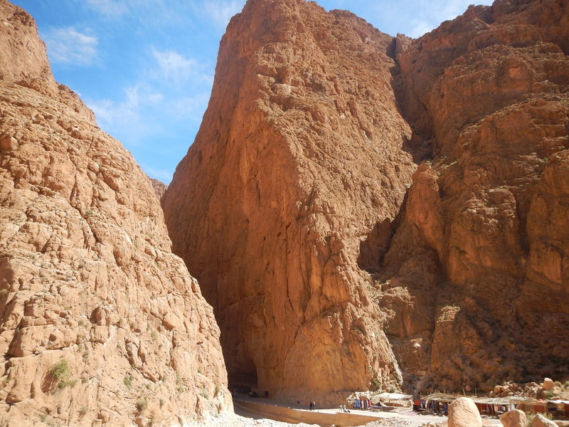 Arrête nord Todgha gorges, Aventures verticales Maroc