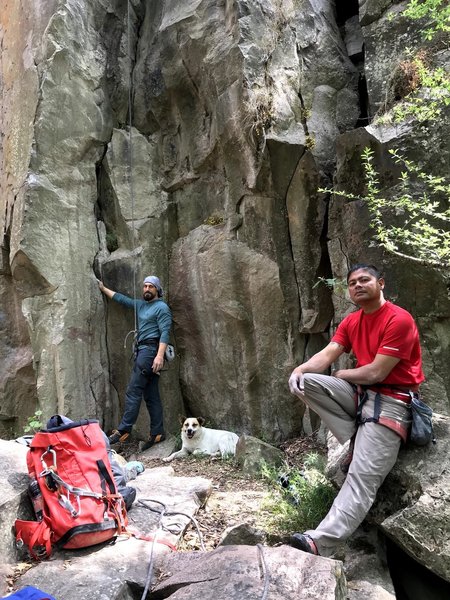 Getting ready for the all out brawl on Hombre Invisible 5.10b