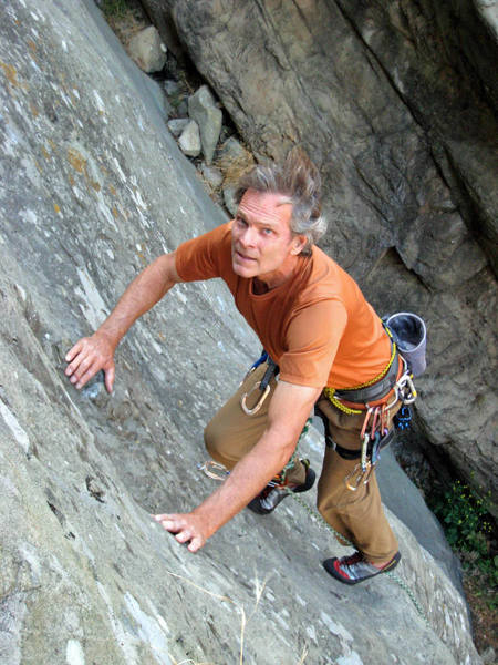 Kevin Madson leading a slab route in Malibu Canyon