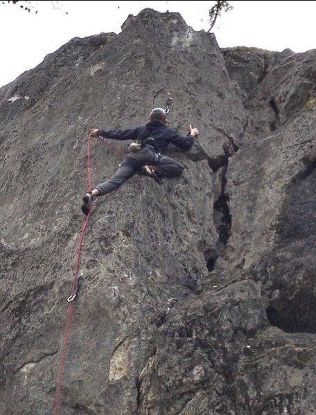 Owen George clipping the perilous 3rd bolt. Lead/flash