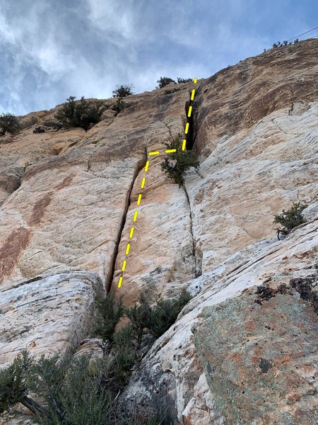 This third pitch variation of the South Face Route  provides the best climbing on that side of Hayden. Older topo rates the OW crack at 5.8+ and chimney finish at 5.9.