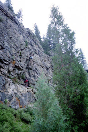 Mike Davis just below the anchor on The New Pollution. Photo by James Ward.