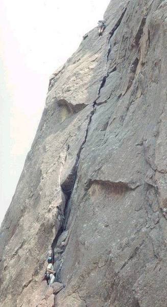 A picture a took of a pair of unknown climbers on pitch 2 of the Bastille Crack