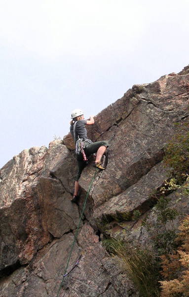 Irina Overeem finishing the crux moves to the anchor.