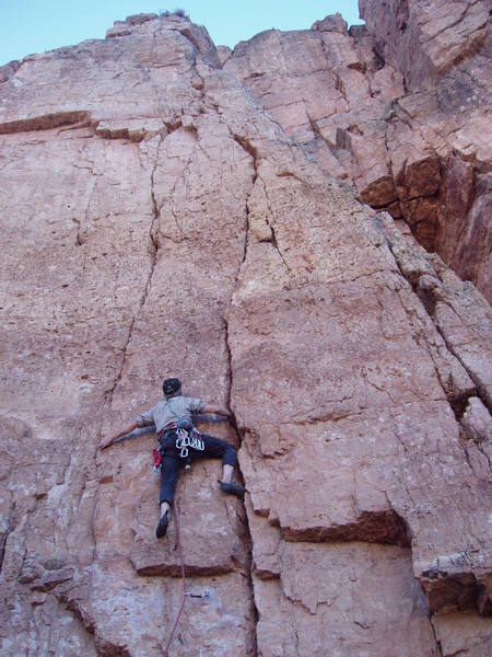 Bart Calkins jamming the great hand crack at the start.