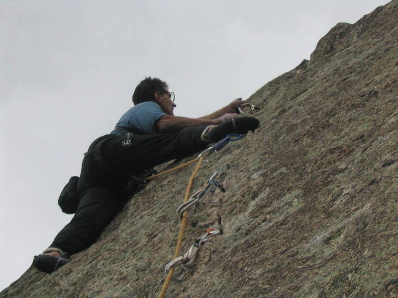 Chuck Graves places gear after the crux.