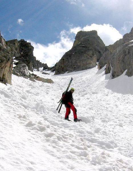 Climbing the middle of the couloir.