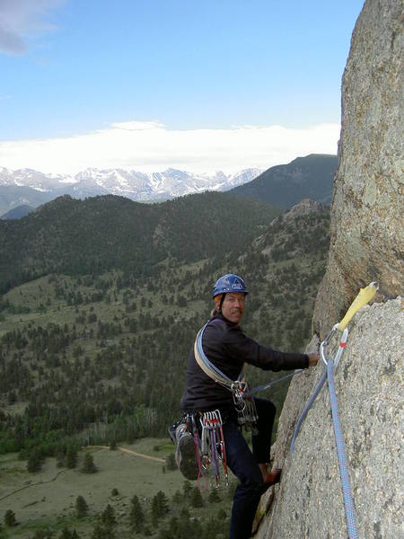 It's always fun to return to the classics. Pitch 3 hand traverse. What a great location. Gotta luv it.