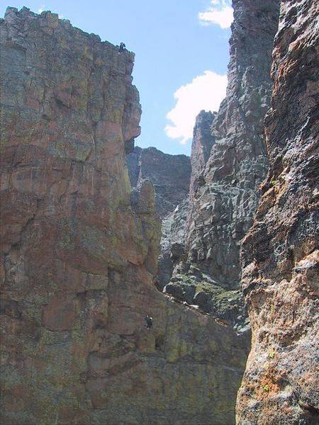 First rappel of the Petit Grepon taken from the Saber.