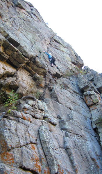 Nickie moving into the angling crack.