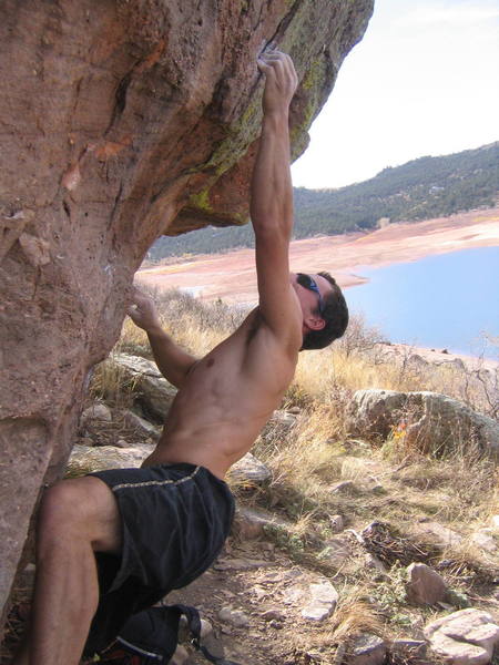 Keith Roberts on the starting crimps of Dynoman. <br>
Photo by Dan Morta.