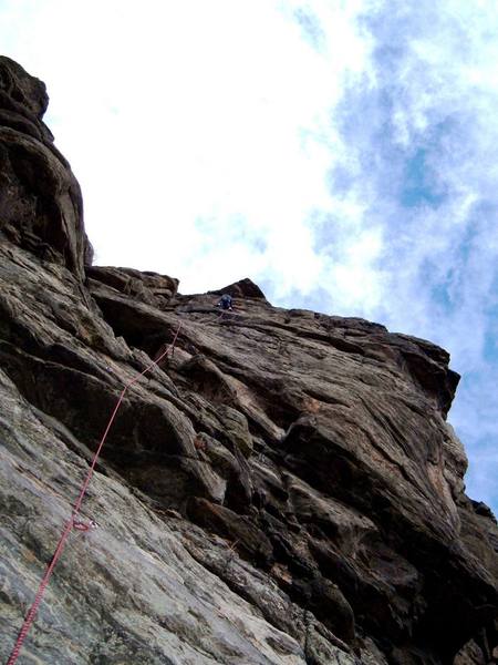 Up high on the route.The upper part of this route after the crux is extremely ejoyable 9 & 10 culminating in a nice 10b crux right where this picture was taken.