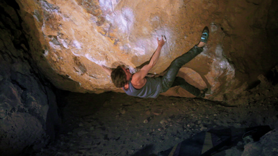 Kyle Love working the low moves of Slave to the Grind (v9)