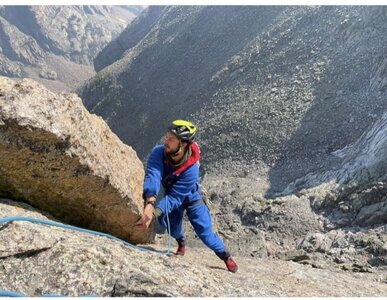 Shark on P2 crux.
<br>

<br>
Photo by Mel Fun.