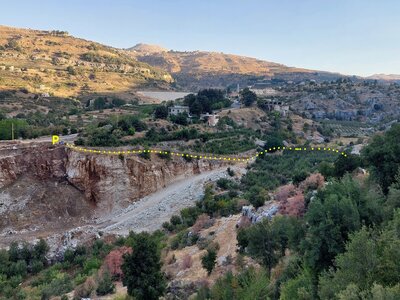 The parking with the hike in.