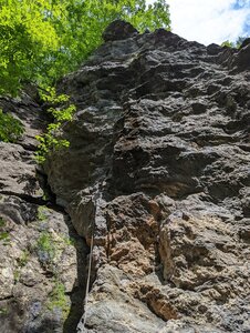 The route moves just to the left of the large boulder at the top