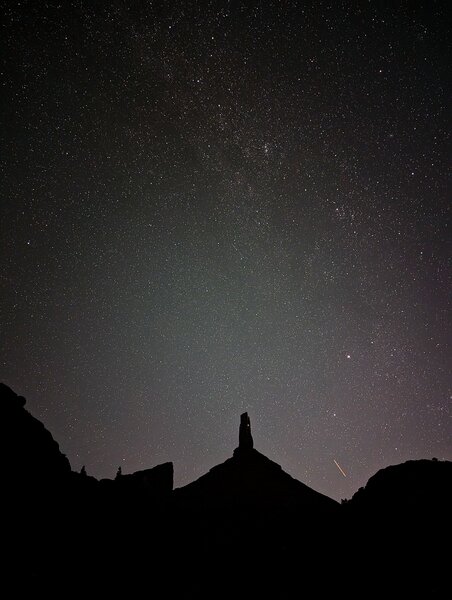 Climbers ascending the kor-ingalls at midnight.