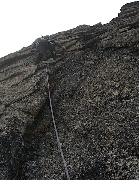 Klondike, 2nd pitch. Head up then left at this point to gain the X routes.