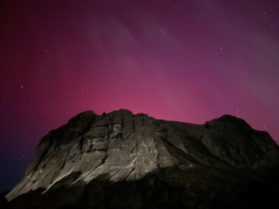 Bath rock during a geomagnetic storm that brought the northern lights as far south as florida
