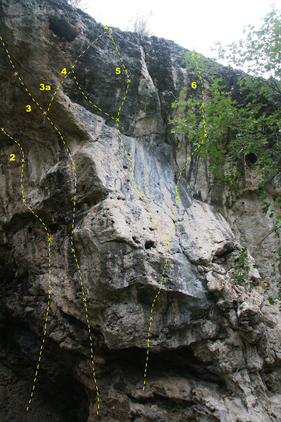 Drone Wall; middle-left.
<br>
2. [[106291056]] 5.12a
<br>
3. [[109407694]] 5.13c/d
<br>
3a.[[126211622]] 5.11c
<br>
4. [[118972281]] 5.11b
<br>
5. [[107231280]] 5.11d
<br>
6. Project