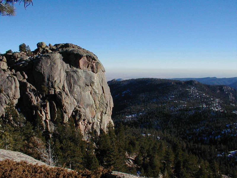 Southwest face of south formation ... photo by Bob Ratliff