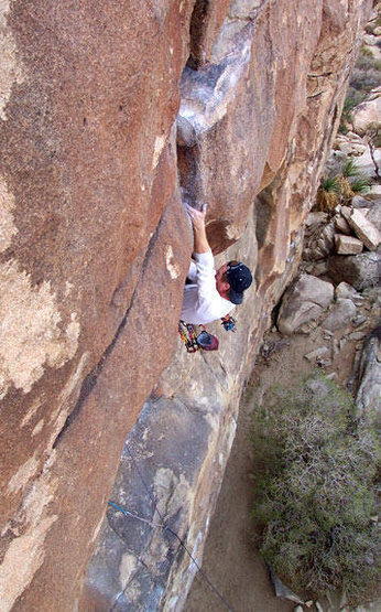 Browning at the last move of the "crux". photo: R.Miramontes