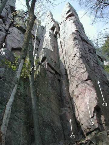 Throne Room (38), Queen's Throne (41), Between the Queen's (42), and Queen's Face  (43)